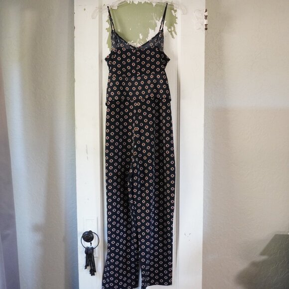 The Limited Jumpsuit - Picture 4 of 13